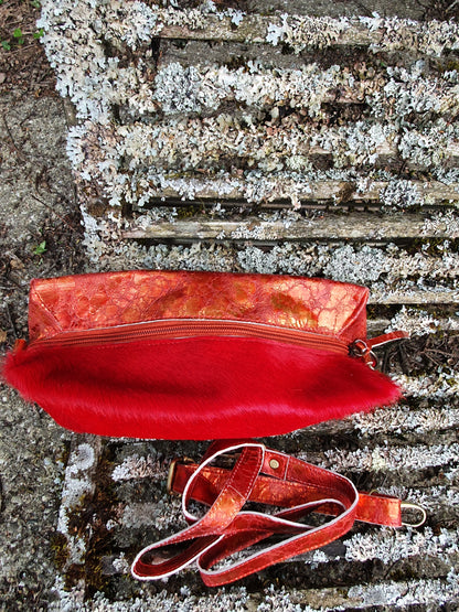 Leather pochette NOOR